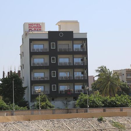 Dwārka Hotel Rudra Plaza المظهر الخارجي الصورة